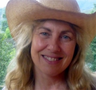 Annie Oak Photo